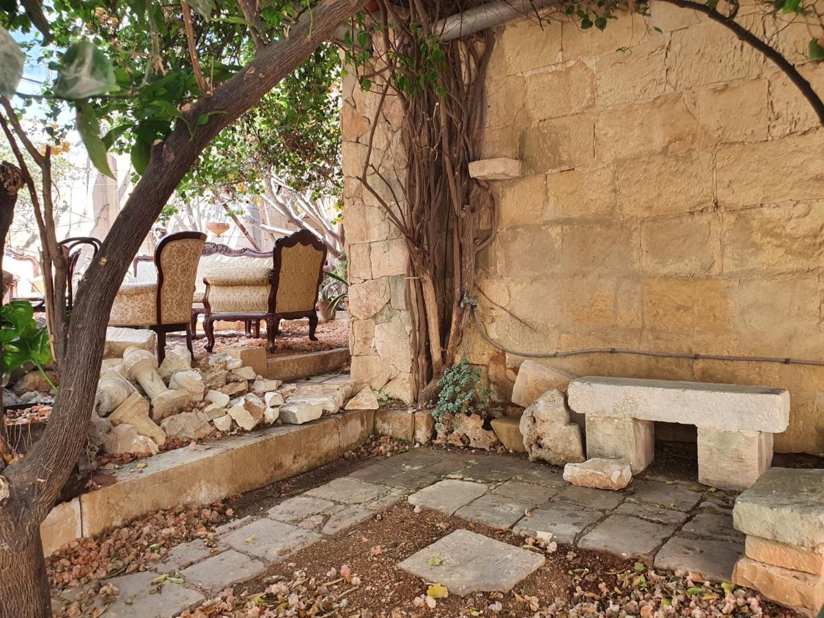Ave Maria Guest House Saint Julian's Bagian luar foto