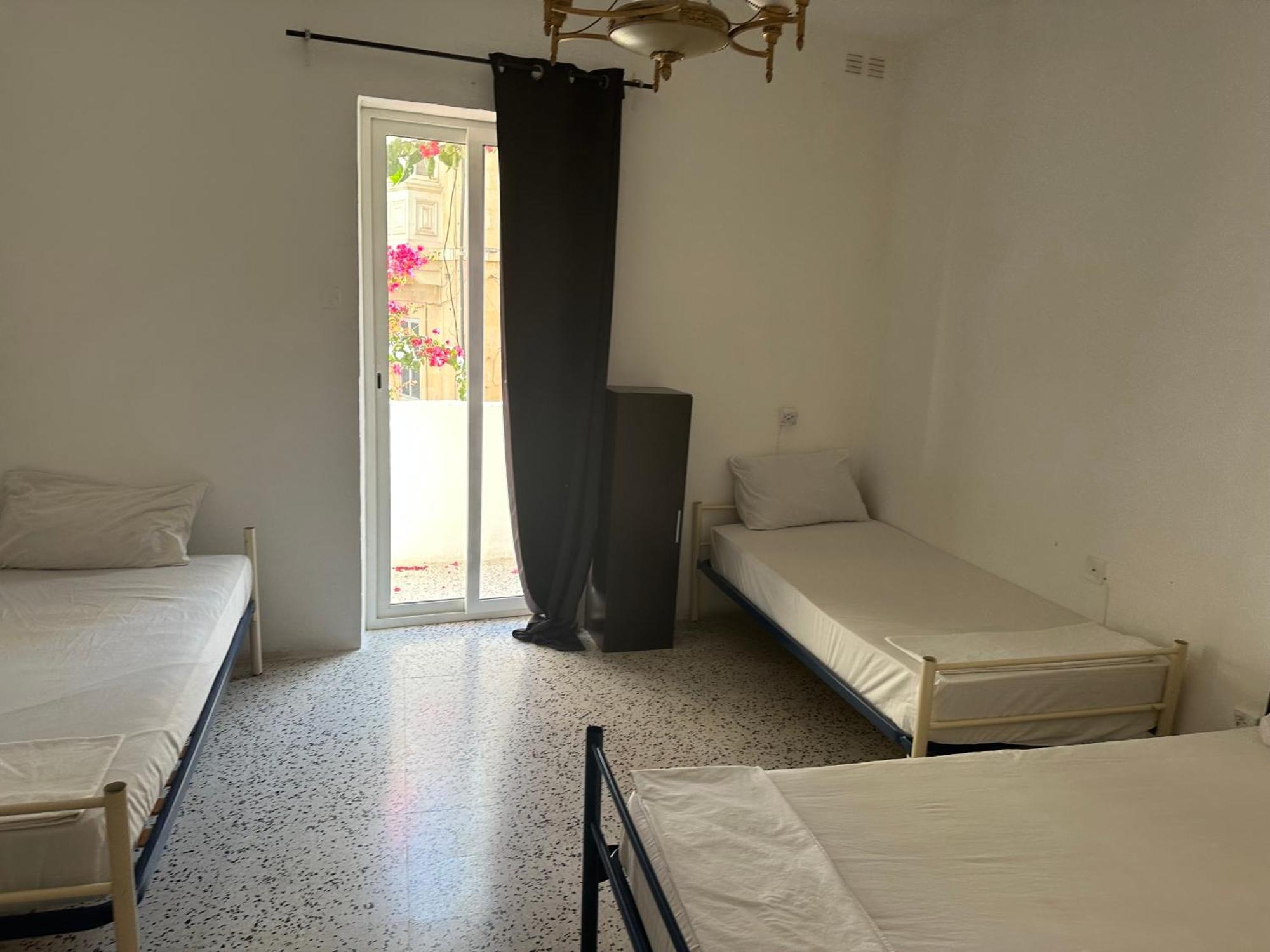 Ave Maria Guest House Saint Julian's Bagian luar foto